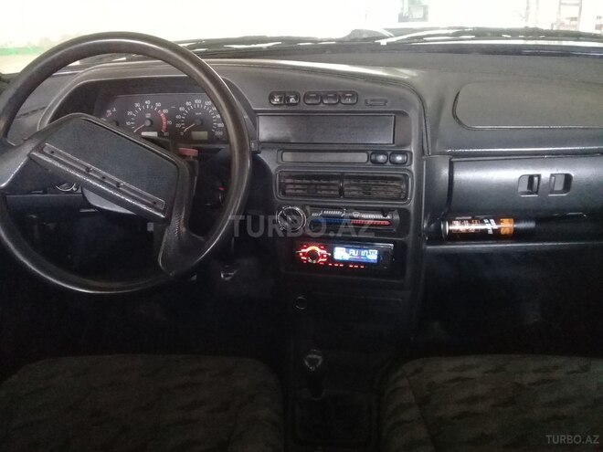 LADA (VAZ) 2115 2001, 235,000 km - 1.6 л - Salyan