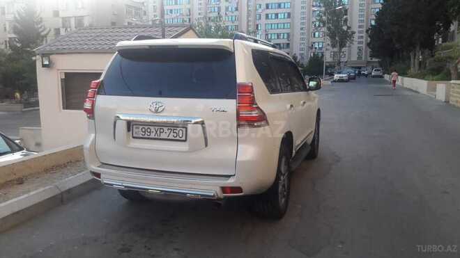 Toyota Prado 2010, 186,000 km - 3.0 l - Bakı
