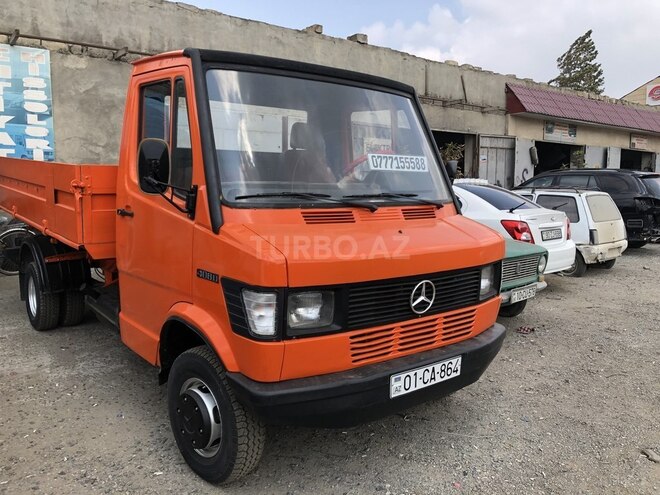 Mercedes 410 D 1989, 200,002 km - 2.3 л - Bakı