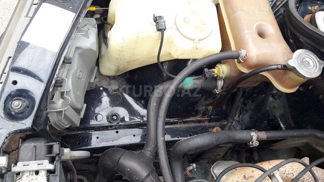 Mercedes 190 1992, 274,000 km - 2.0 l - Bakı