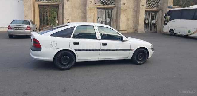 Opel Vectra 1998, 331,000 km - 1.8 l - Bakı