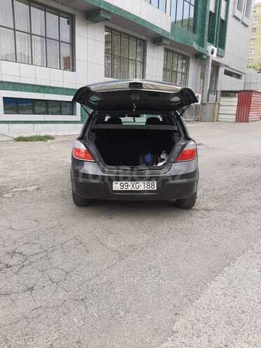 Opel Astra 2006, 240,000 km - 1.9 l - Sumqayıt