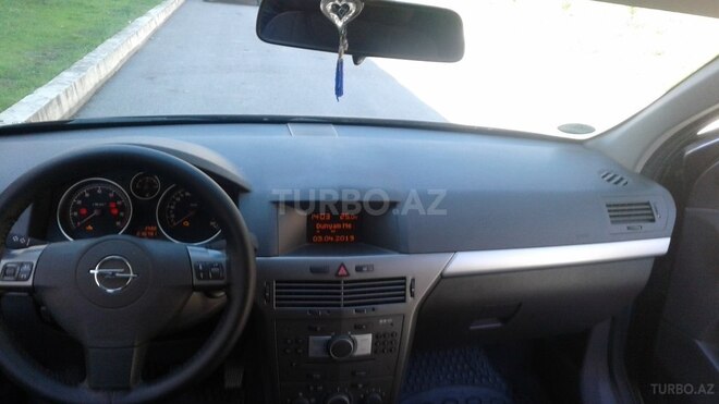 Opel Astra 2007, 211,790 km - 1.4 l - Şəki