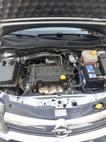 Opel Astra 2006, 180,000 km - 1.4 l - Bakı