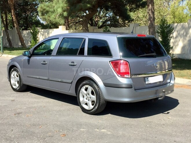 Opel Astra 2006, 180,000 km - 1.4 l - Bakı