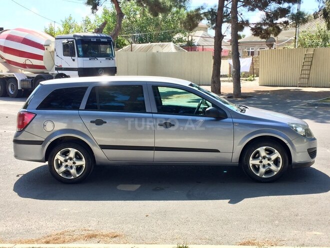 Opel Astra 2006, 180,000 km - 1.4 l - Bakı