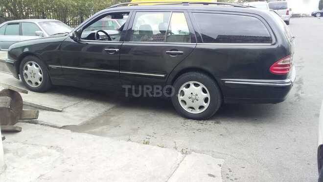 Mercedes E 240 2000, 268,000 km - 2.4 l - Bakı