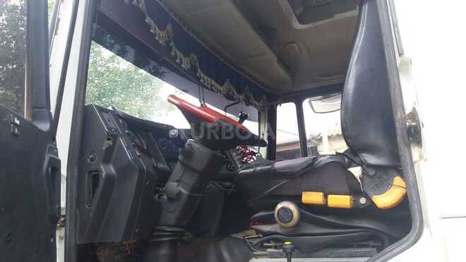 Shacman F3000 2012, 180,000 km - 12.0 l - Naftalan
