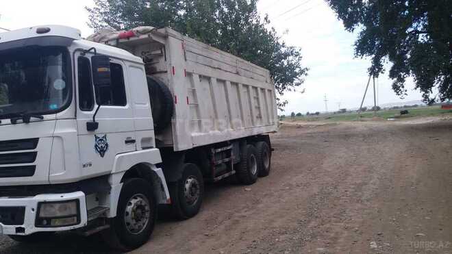 Shacman F3000 2012, 180,000 km - 12.0 l - Naftalan
