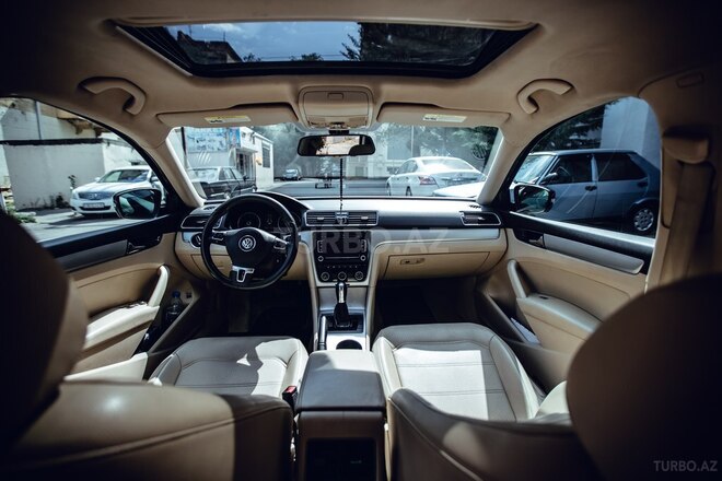 Volkswagen Passat 2012, 128,023 km - 2.5 l - Bakı