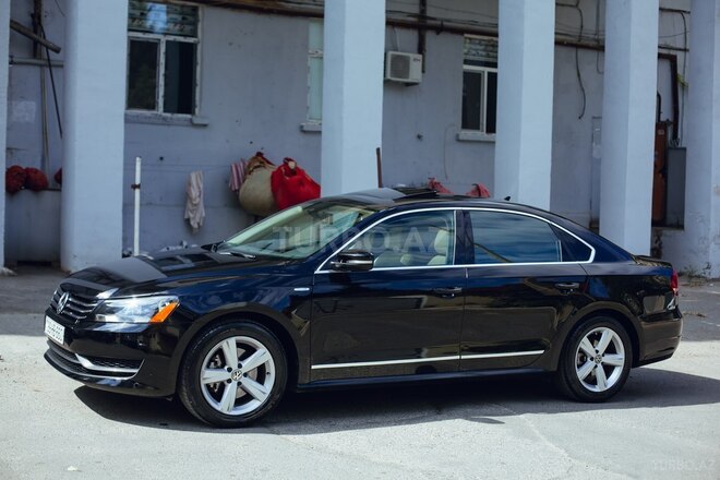 Volkswagen Passat 2012, 128,023 km - 2.5 l - Bakı