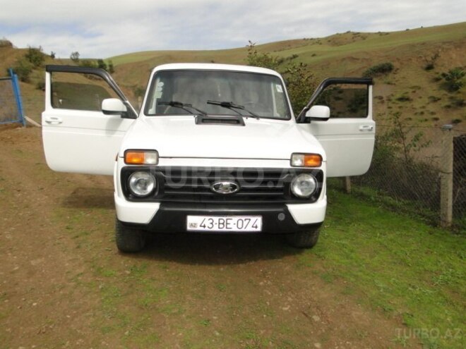 LADA (VAZ) Niva 1981, 237,000 km - 1.7 л - Lerik