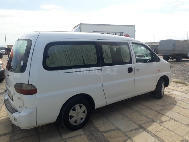 Hyundai H-1 2006, 510,000 km - 2.5 л - Biləsuvar