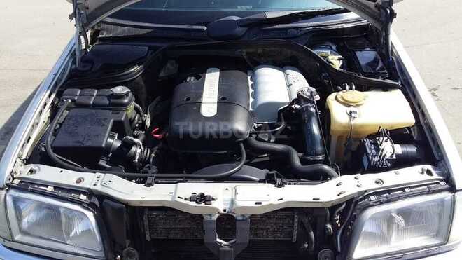 Mercedes C 220 1999, 450,000 km - 2.2 l - Ağcabədi