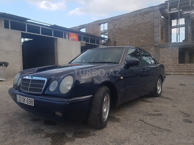 Mercedes E 200 1995, 432,540 km - 2.0 l - Bakı