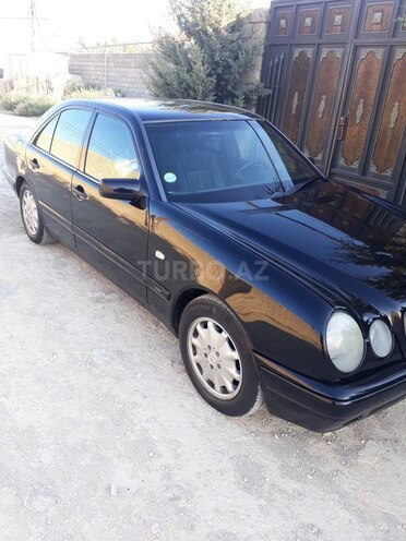Mercedes E 230 1996, 381,618 km - 2.3 л - Bakı