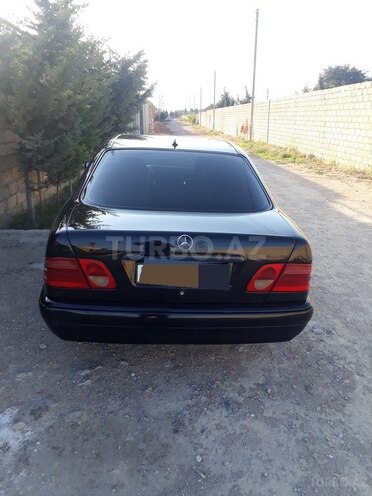 Mercedes E 230 1996, 381,618 km - 2.3 л - Bakı