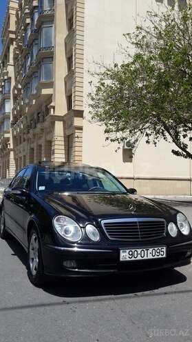 Mercedes E 220 2005, 260,000 km - 2.2 l - Bakı
