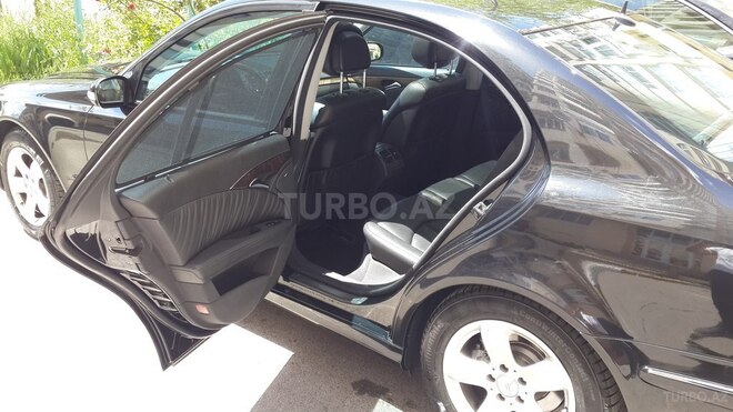 Mercedes E 220 2005, 260,000 km - 2.2 l - Bakı