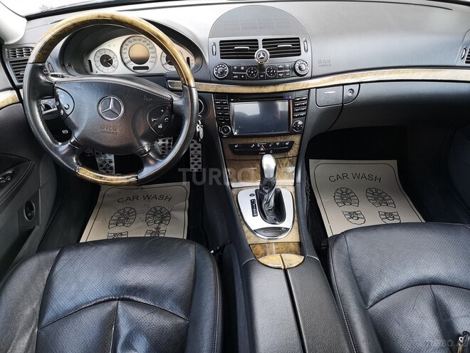Mercedes E 220 2005, 260,000 km - 2.2 l - Bakı
