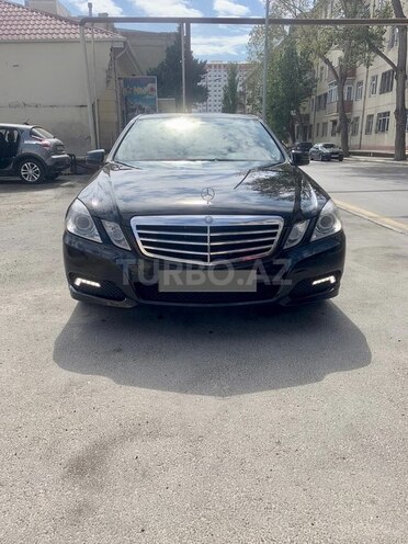 Mercedes E 250 2009, 207,000 km - 2.2 л - Bakı