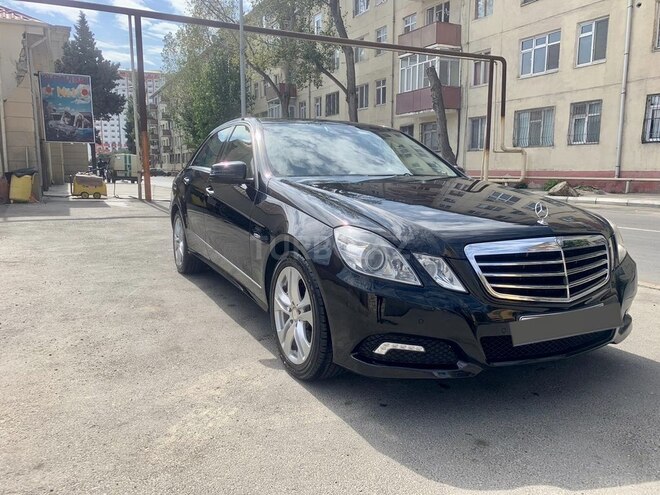 Mercedes E 250 2009, 207,000 km - 2.2 л - Bakı