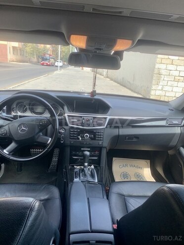 Mercedes E 250 2009, 207,000 km - 2.2 л - Bakı