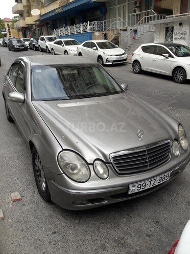 Mercedes E 270 2003, 312,000 km - 2.7 l - Bakı