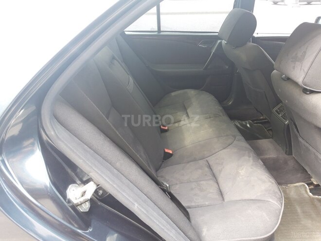 Mercedes E 230 1996, 273,000 km - 2.3 л - Bakı