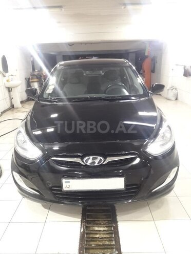 Hyundai Accent 2013, 182,000 km - 1.6 л - Bakı