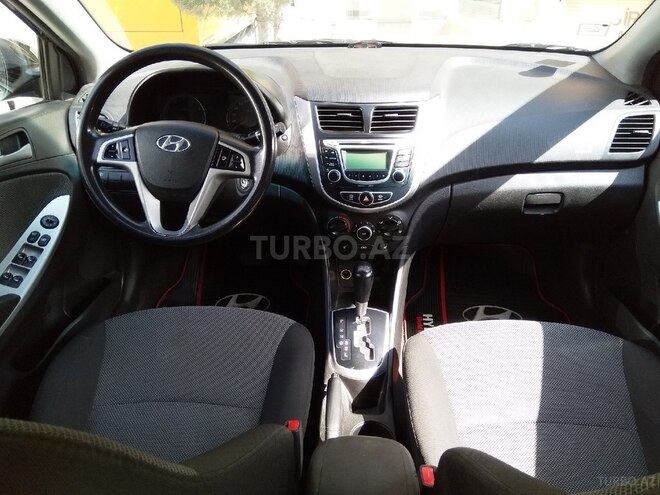 Hyundai Accent 2013, 182,000 km - 1.6 л - Bakı