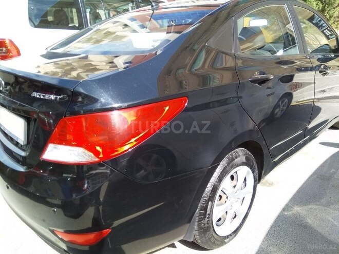 Hyundai Accent 2013, 182,000 km - 1.6 л - Bakı