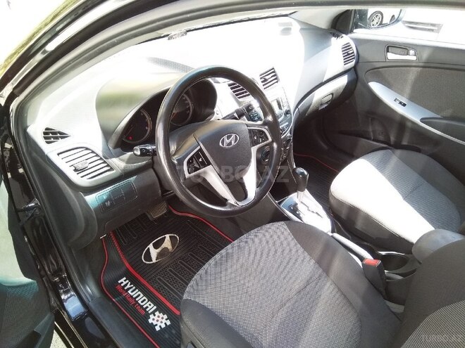 Hyundai Accent 2013, 182,000 km - 1.6 л - Bakı
