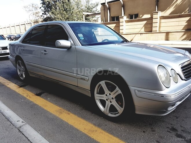 Mercedes E 240 2000, 282,000 km - 2.6 l - Bakı