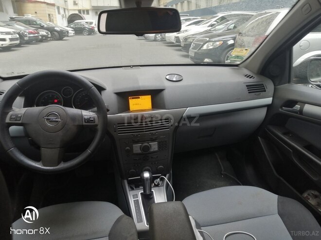 Opel Astra 2006, 302,000 km - 1.8 l - Bakı