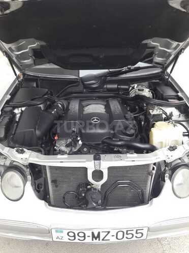 Mercedes E 240 2000, 232,534 km - 2.4 л - Bakı