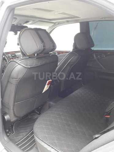 Mercedes E 240 2000, 232,534 km - 2.4 л - Bakı