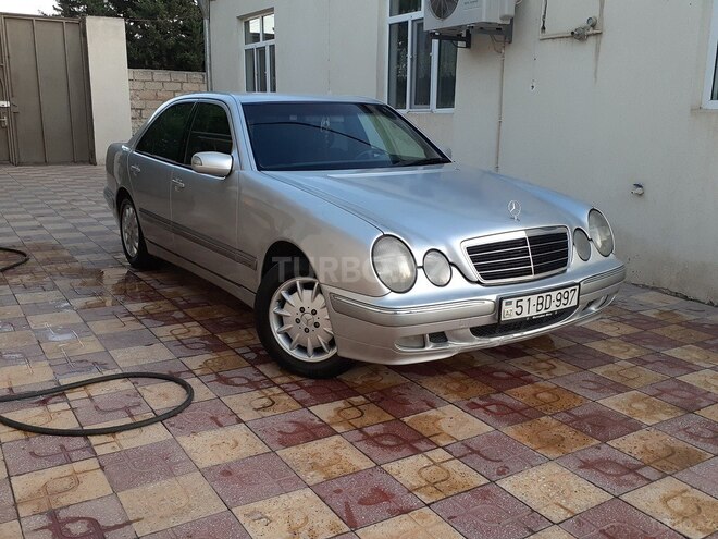 Mercedes E 220 2001, 311,000 km - 2.2 l - Gəncə