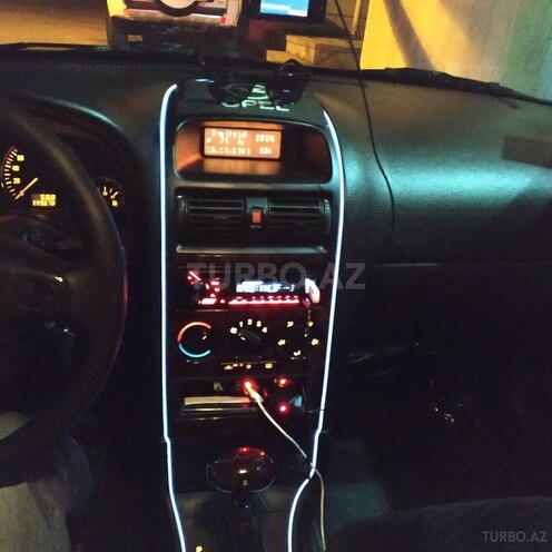 Opel Astra 2000, 240,000 km - 1.6 л - Bakı