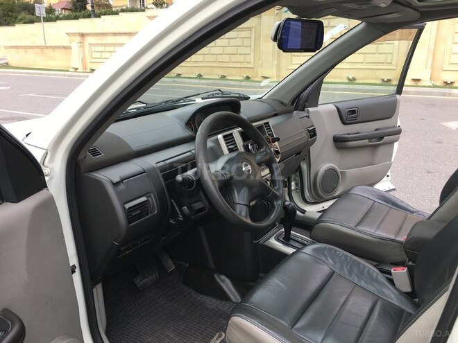 Nissan X-Trail 2004, 179,000 km - 2.0 l - Bakı