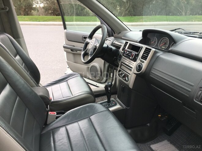 Nissan X-Trail 2004, 179,000 km - 2.0 l - Bakı