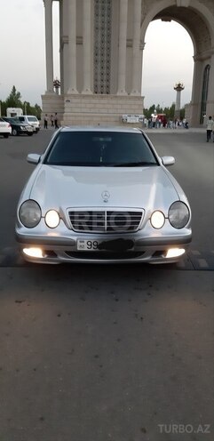 Mercedes E 220 2000, 304,145 km - 2.2 l - Gəncə