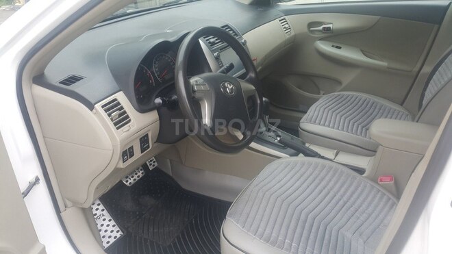 Toyota Corolla 2013, 123,000 km - 1.8 л - Bakı