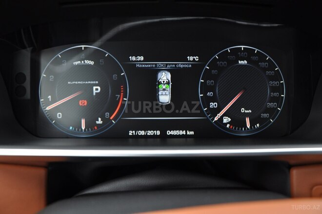 Land Rover Range Rover 2015, 47,000 km - 5.0 л - Bakı