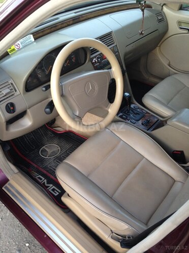 Mercedes C 230 1997, 172,755 km - 2.3 л - Balakən