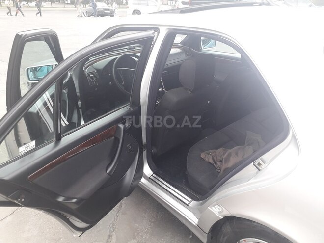 Mercedes C 240 1999, 268,343 km - 2.4 l - Bakı