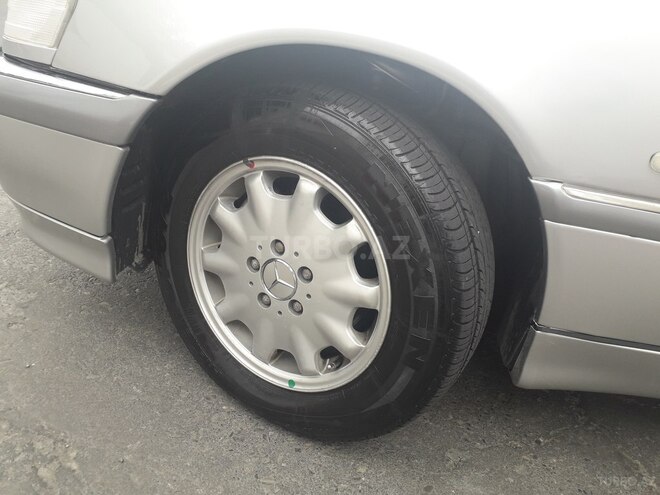 Mercedes C 240 1999, 268,343 km - 2.4 l - Bakı