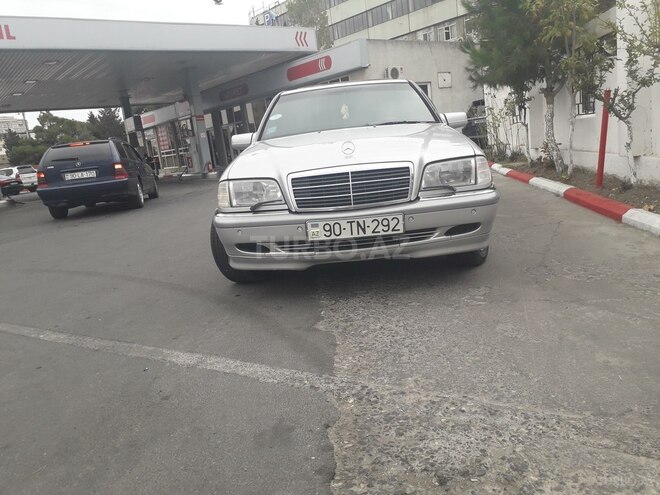 Mercedes C 240 1999, 268,343 km - 2.4 l - Bakı