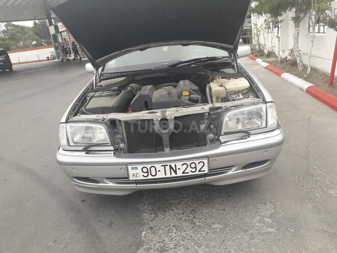 Mercedes C 240 1999, 268,343 km - 2.4 l - Bakı