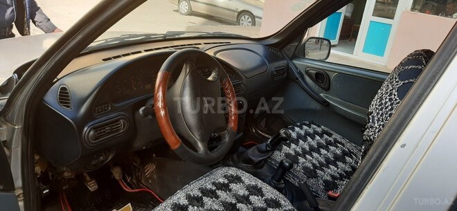Chevrolet Niva 2005, 300,000 km - 1.7 l - Sumqayıt